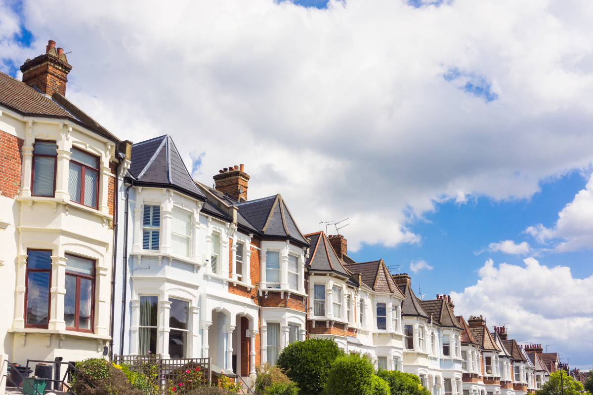 How to navigate the UK property market as a first time buyer