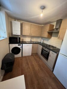 Flat 2,  Bond Street, Bristol