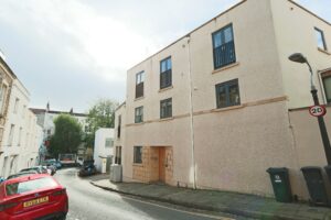 Flat, Sion House